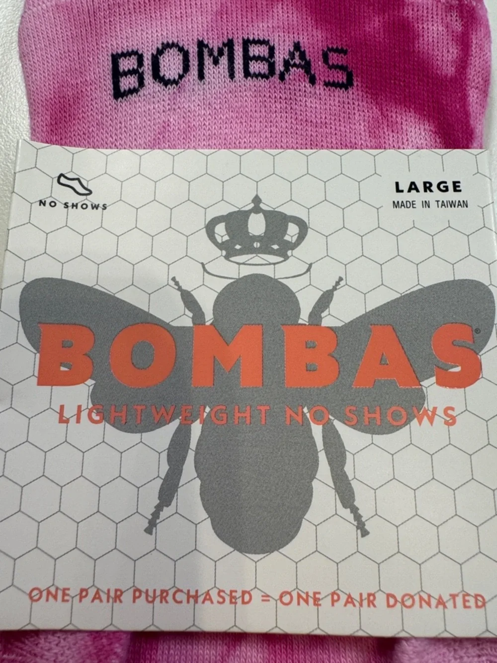 Bombas NWT Tie Dye No Show Socks 2 PR SZ: Large fits women 7-9 Color: Pink